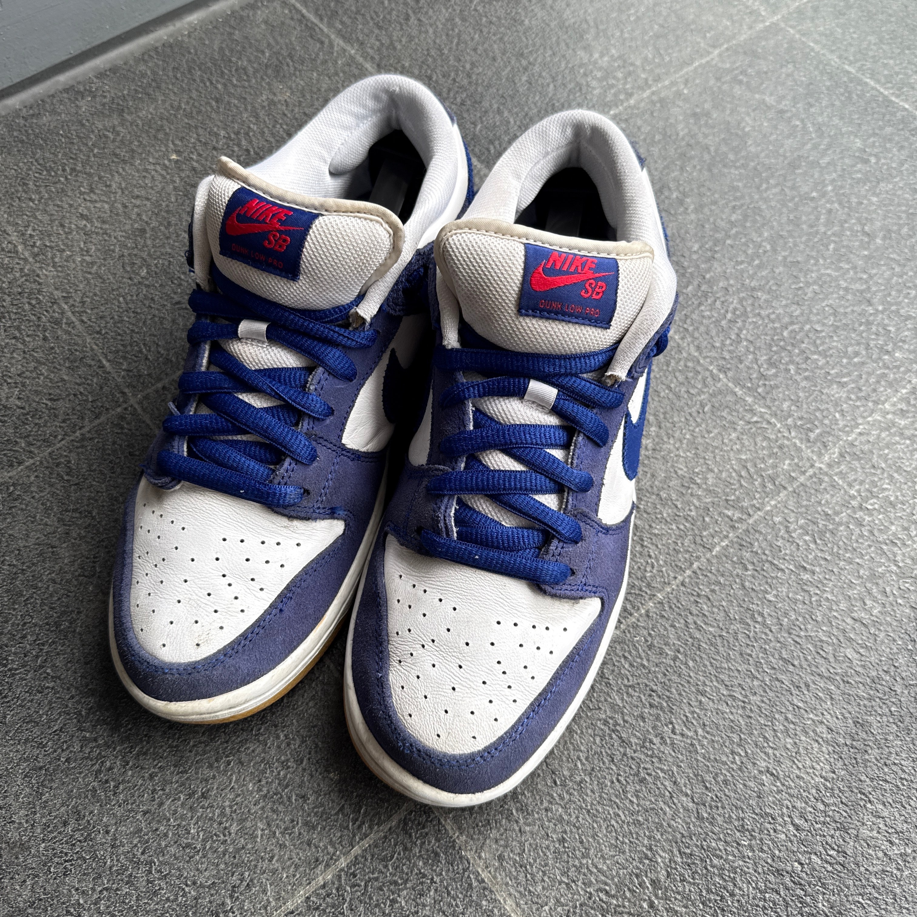 Nike SB Dunk Low "Los Angeles Dodgers/Deep Royal Blue"