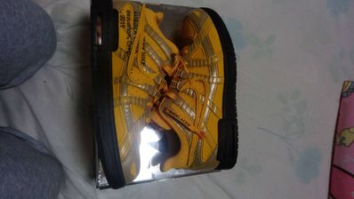 Off-White × Nike Air Rubber Dunk "University Gold"