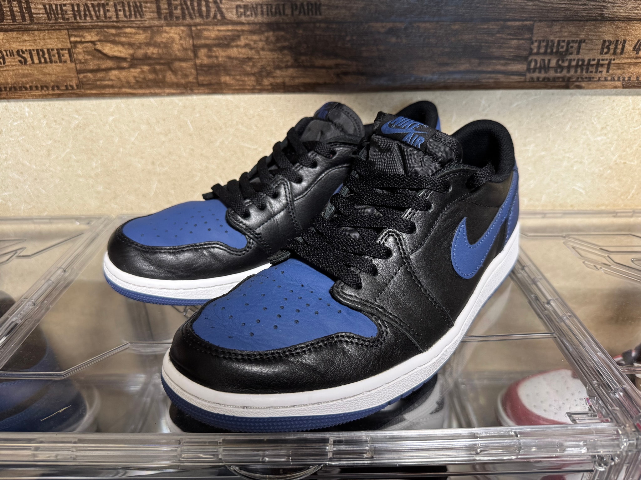 Nike Air Jordan 1 Low OG "Mystic Navy"
