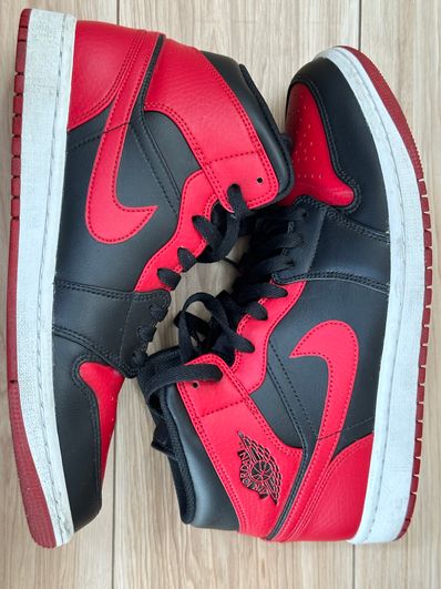 Nike Air Jordan 1 Mid "Bred"
