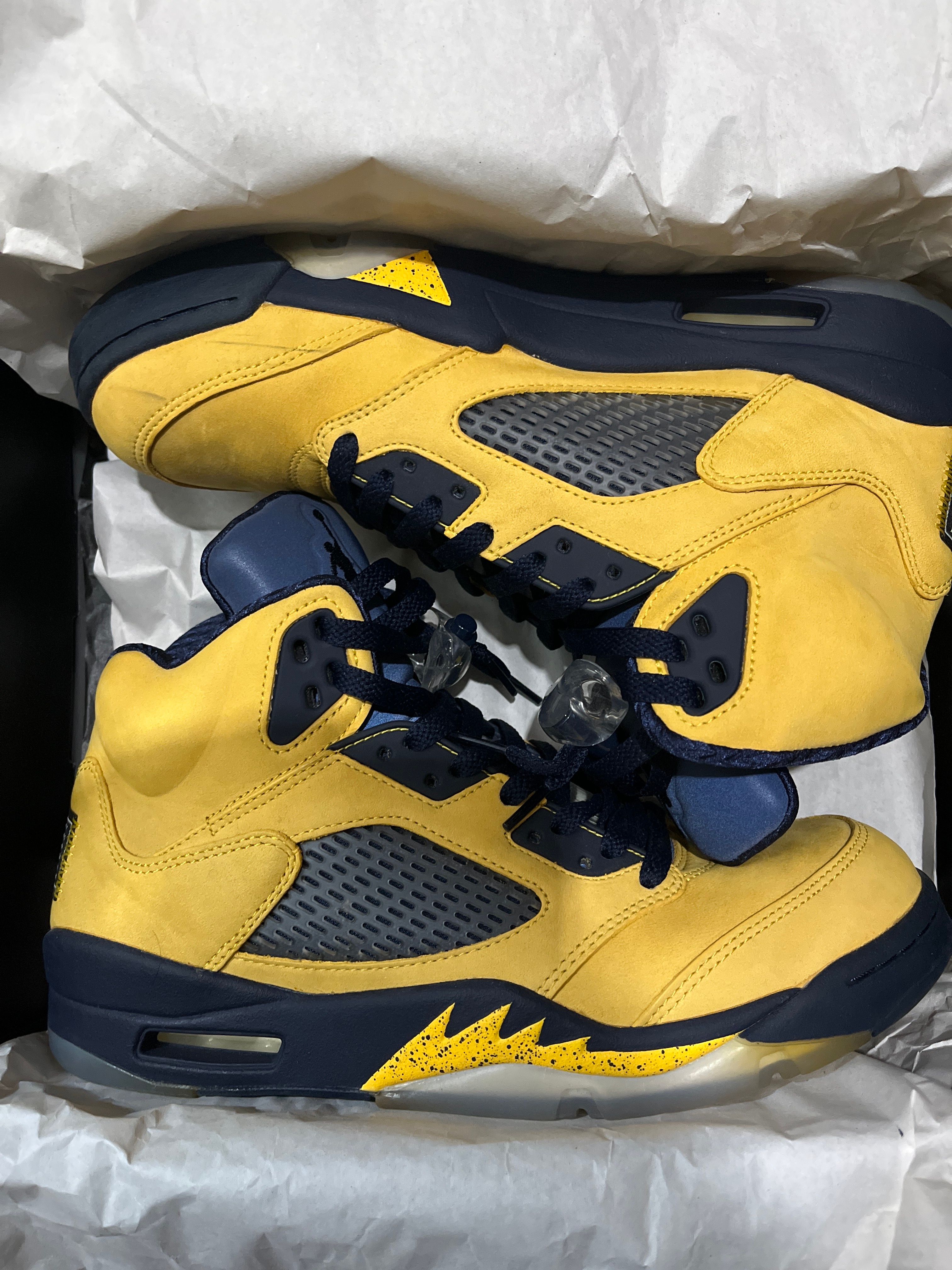 NIKE AIR JORDAN 5 "MICHIGAN"