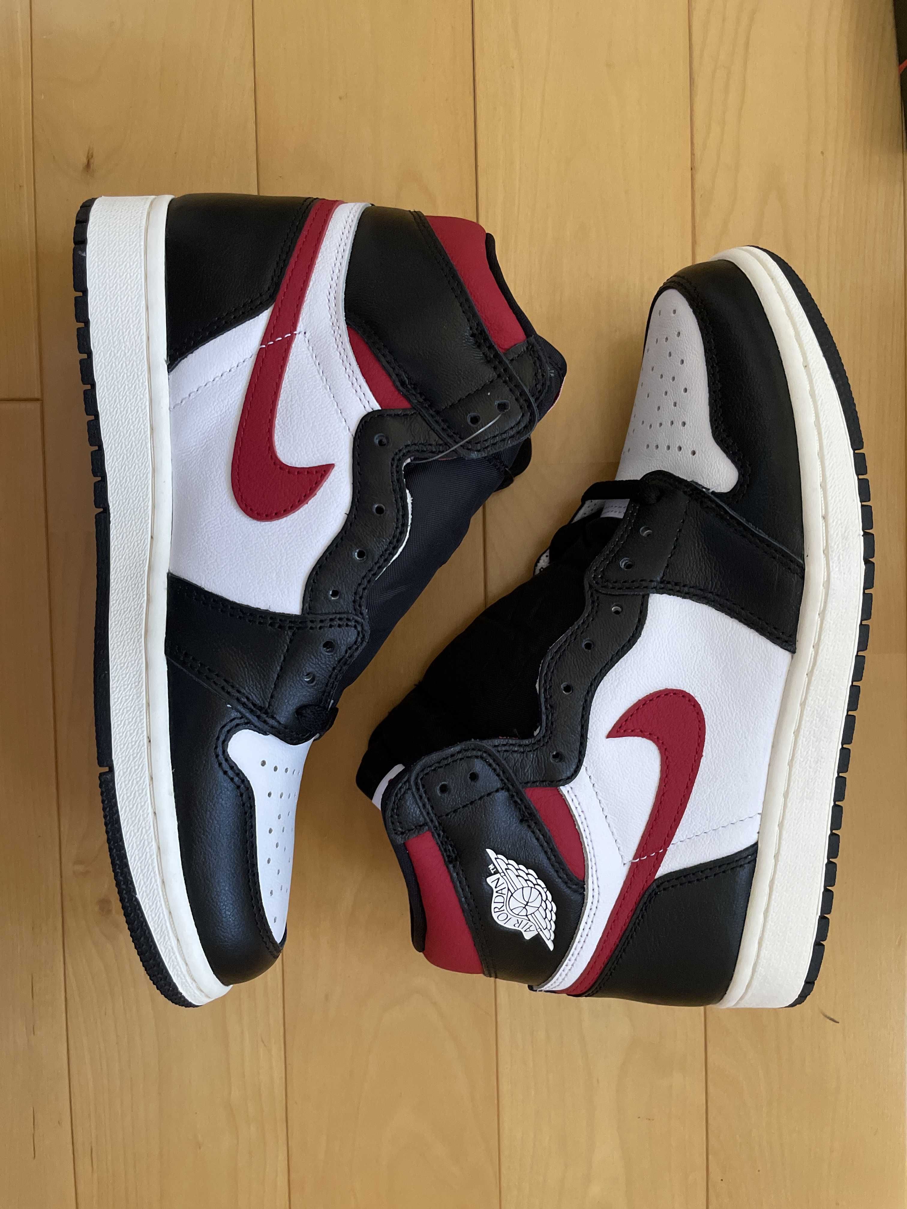 Nike Air Jordan 1 Retro High "Black/White/Sail/Gym Red"