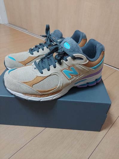 New Balance 2002R "Beige/Purple"