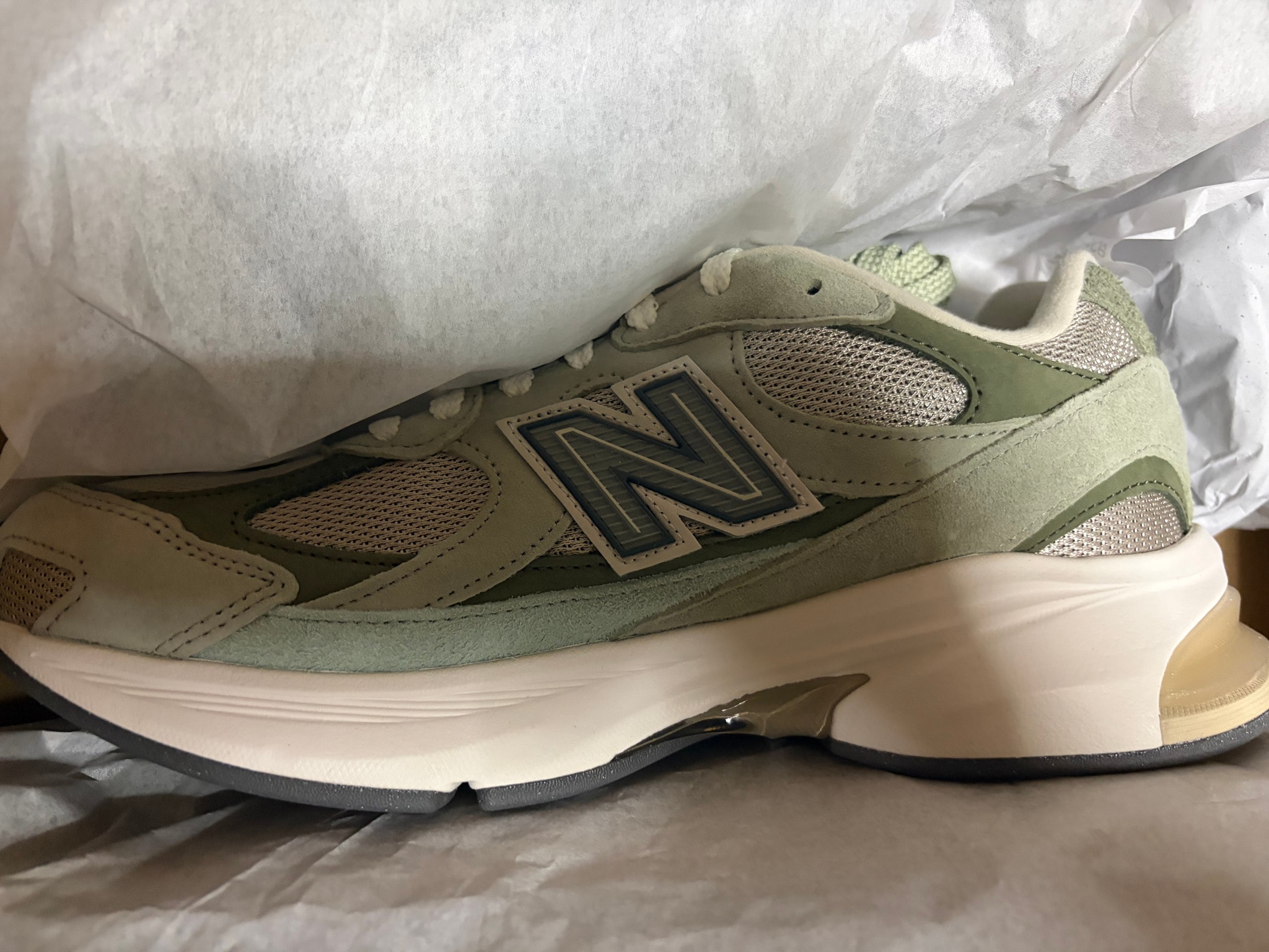 New Balance 2010 "Wasabi" (atmos Japan Exclusive)