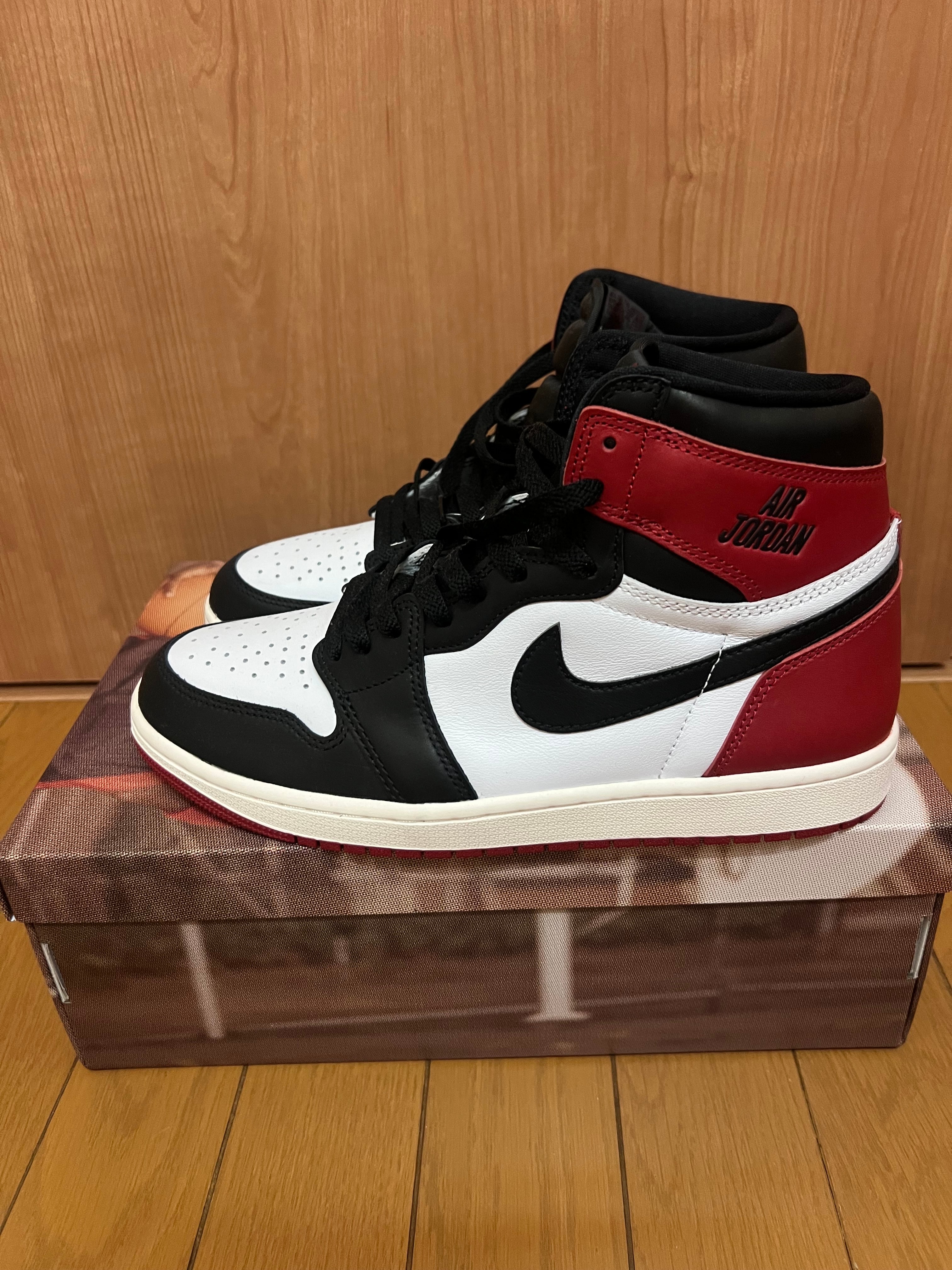 Nike Air Jordan 1 Retro High OG "Black Toe Reimagined"