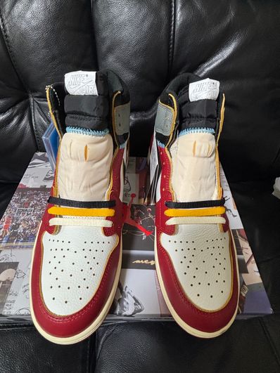 UNION × Nike Air Jordan 1 Retro High OG "Chicago/Shadow"