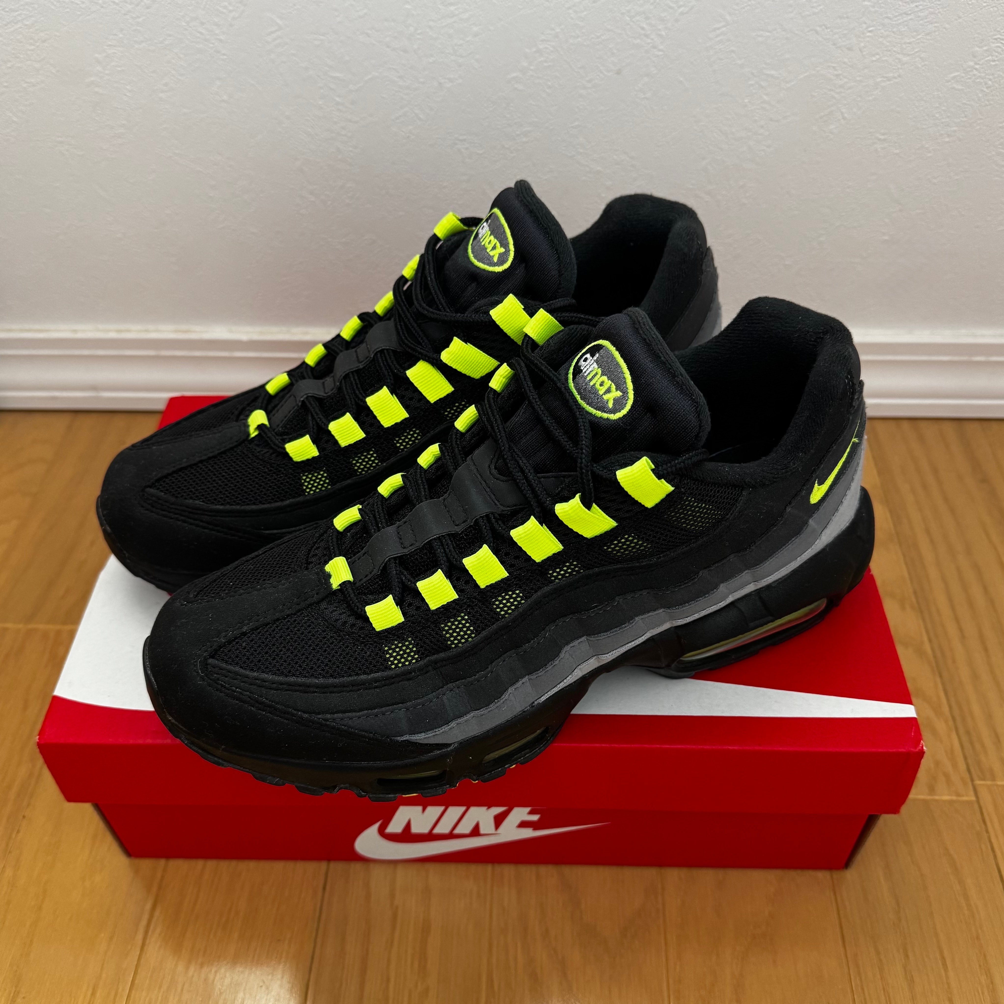 Nike Air Max 95 "Black/Anthracite/Smoke Grey/Volt"