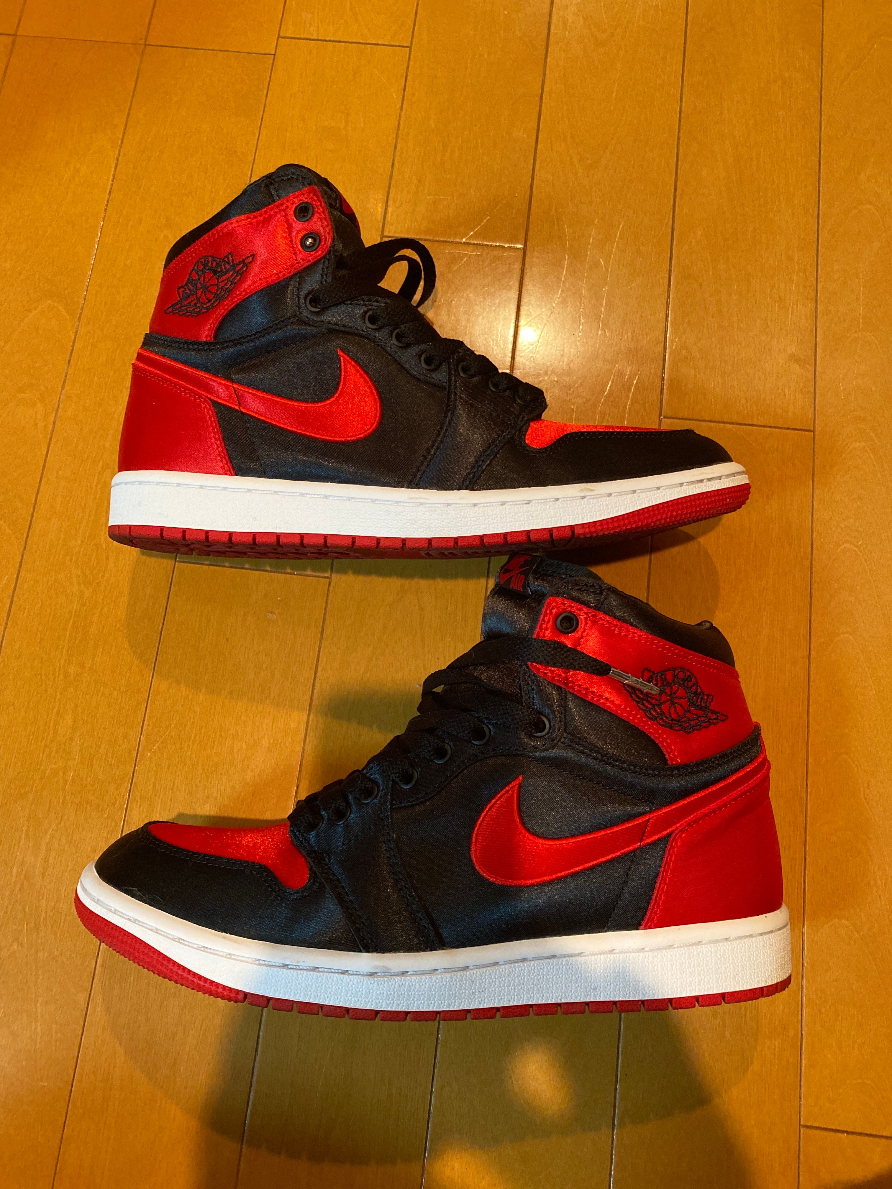 Nike Women's Air Jordan 1 Retro High OG "Satin Bred"