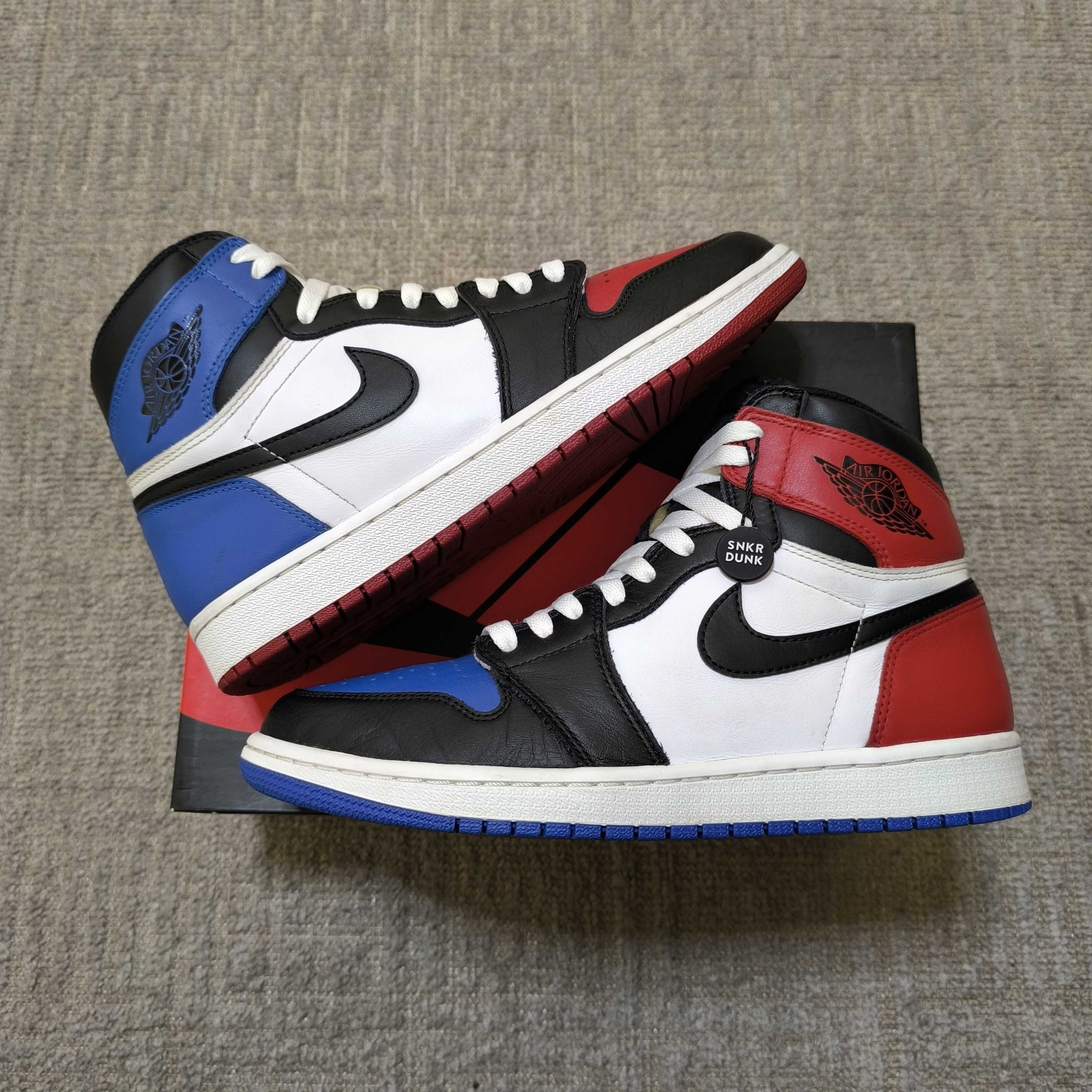 Nike Air Jordan 1 Retro High "Top 3"