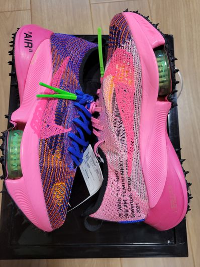 Off-White × Nike Air Zoom Tempo Next% Flyknit "Pink Glow"