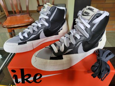 sacai × NIKE BLAZER MID "BLACK/WOLF GREY/WHITE"
