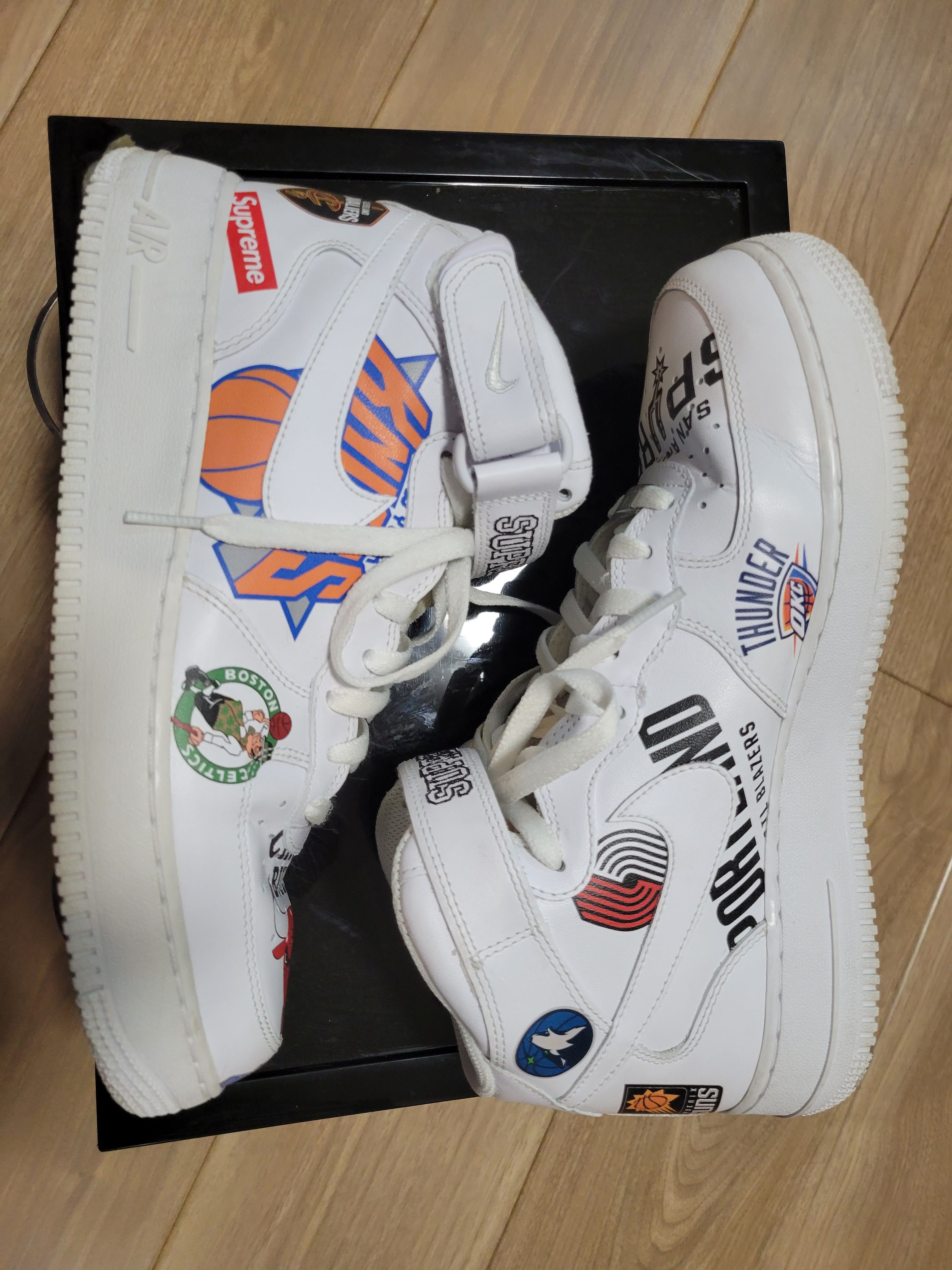 Supreme × NBA × Nike Air Force 1 Mid '07 "White"