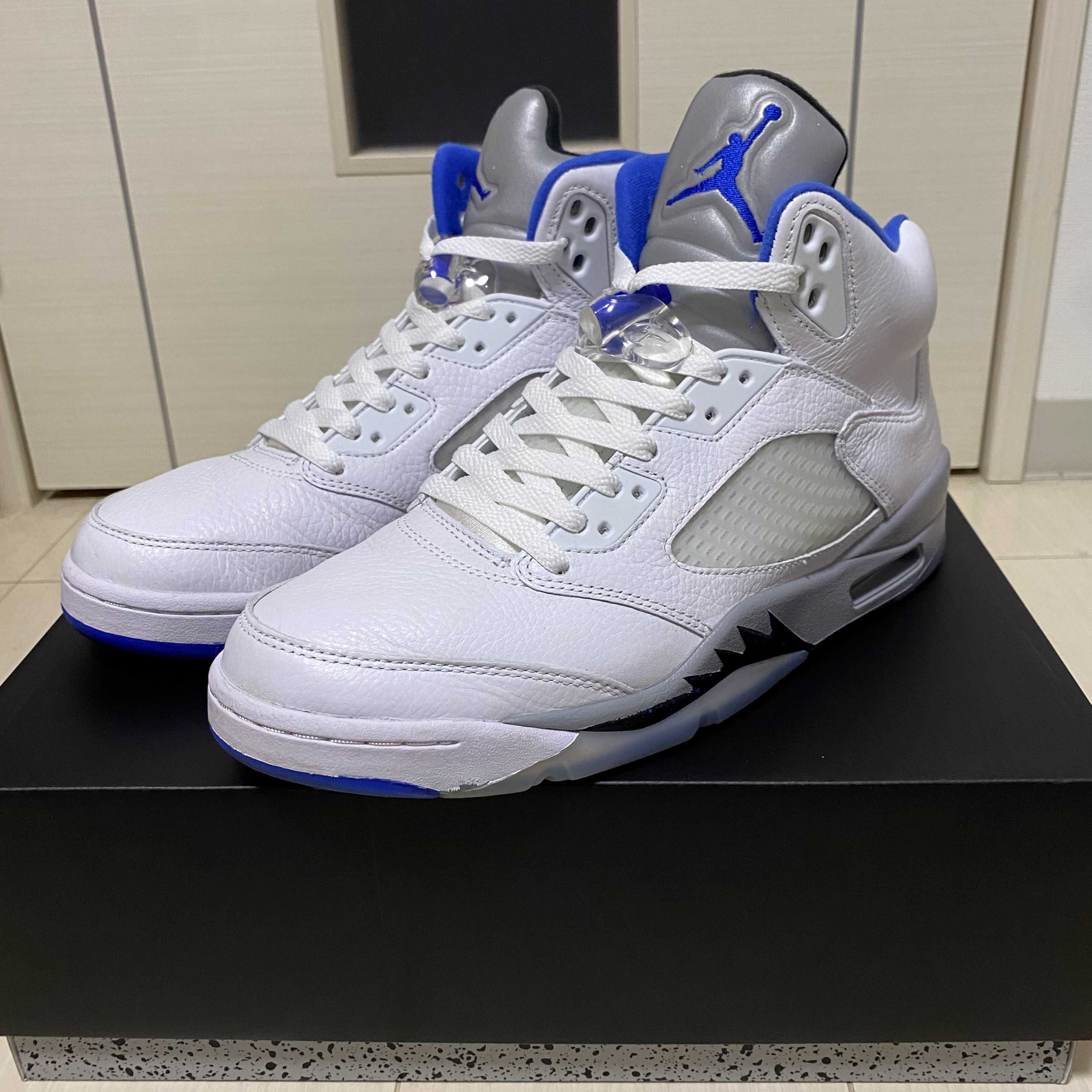 Nike Air Jordan 5 "Stealth 2.0"