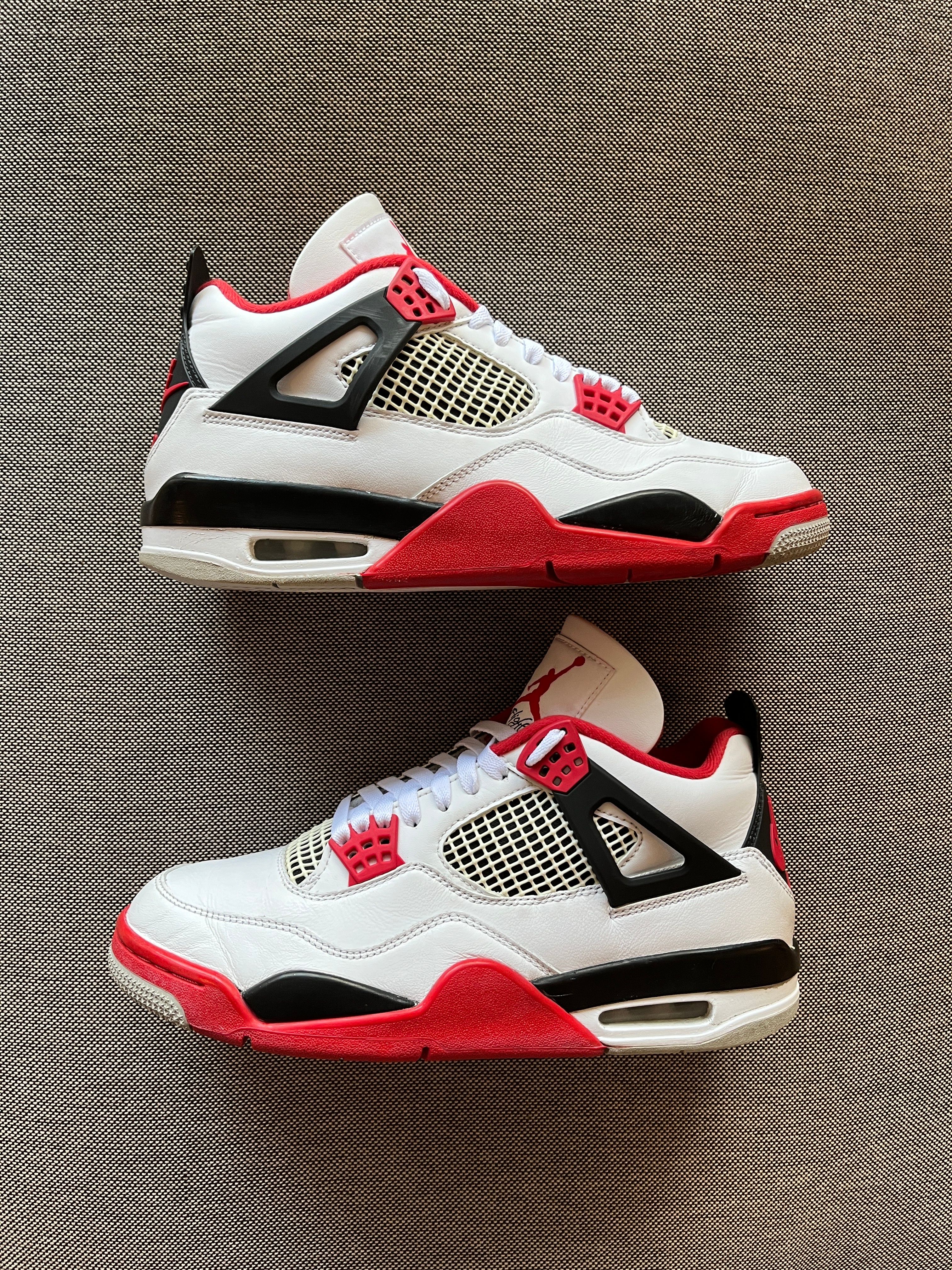 Nike Air Jordan 4 Retro OG "Fire Red" (2020)