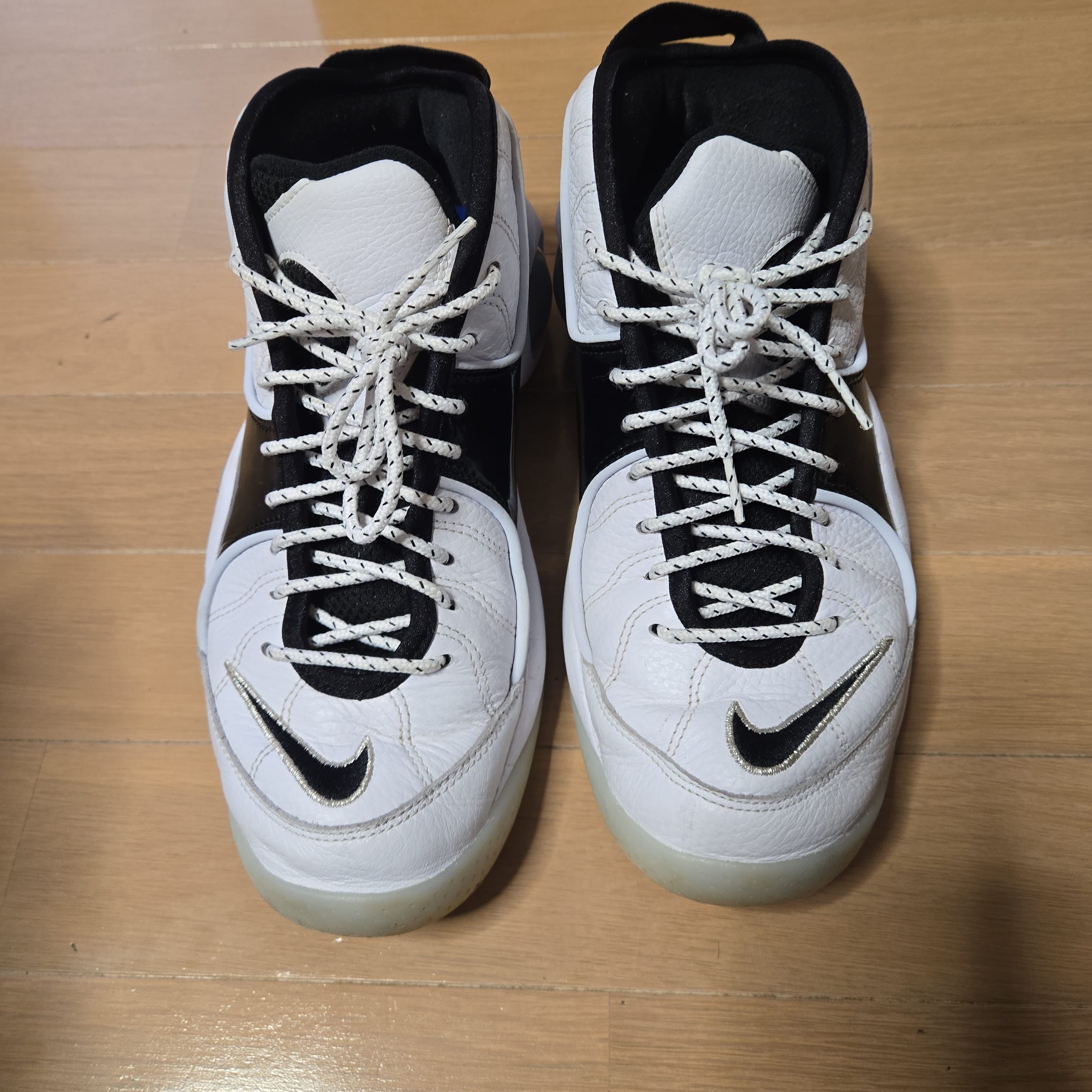 ナイキ エアズームフライト95 "フットボールグレー"