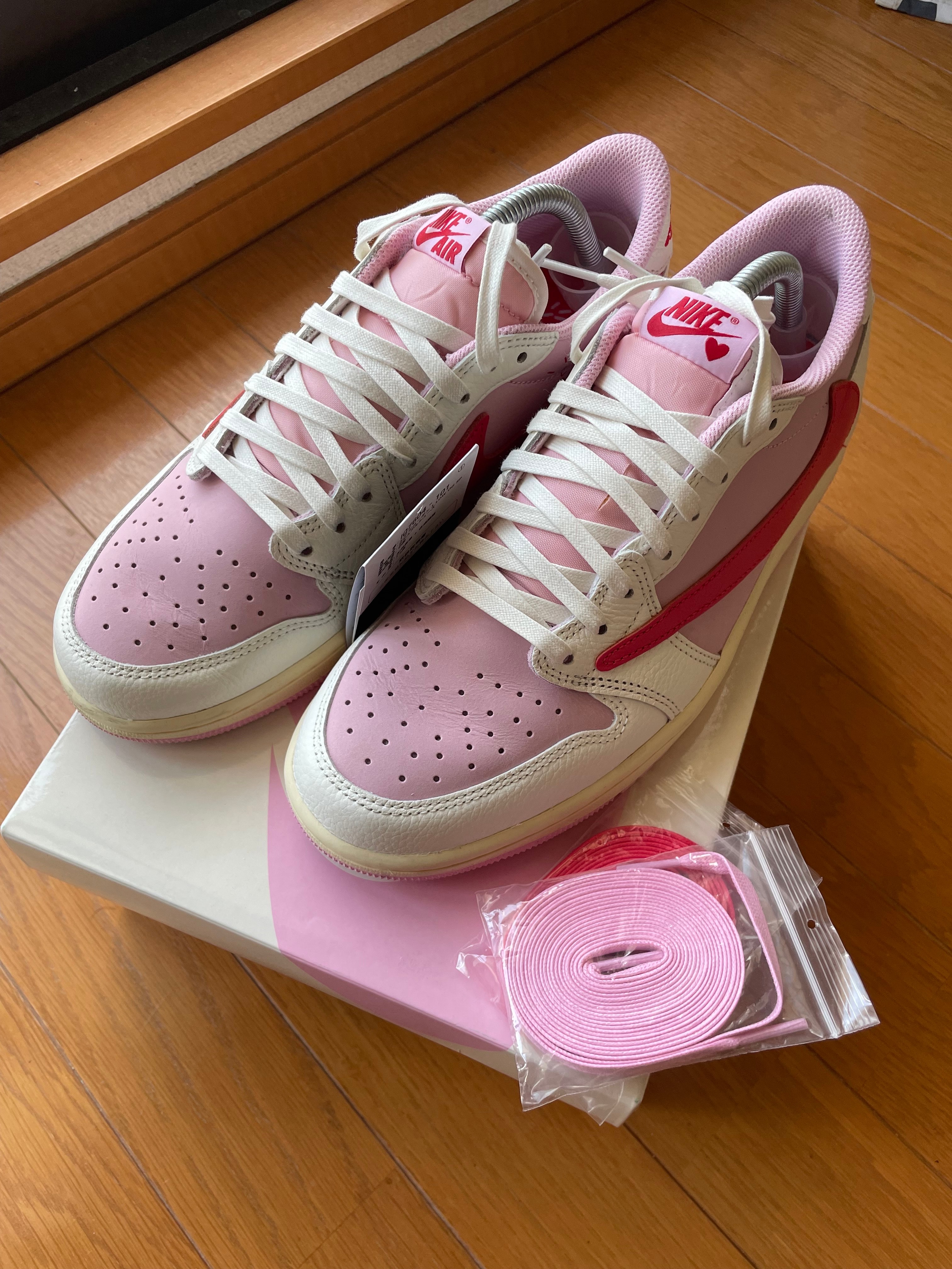Travis Scott × Nike Air Jordan 1 Retro Low OG "Sail/Tropical Pink"