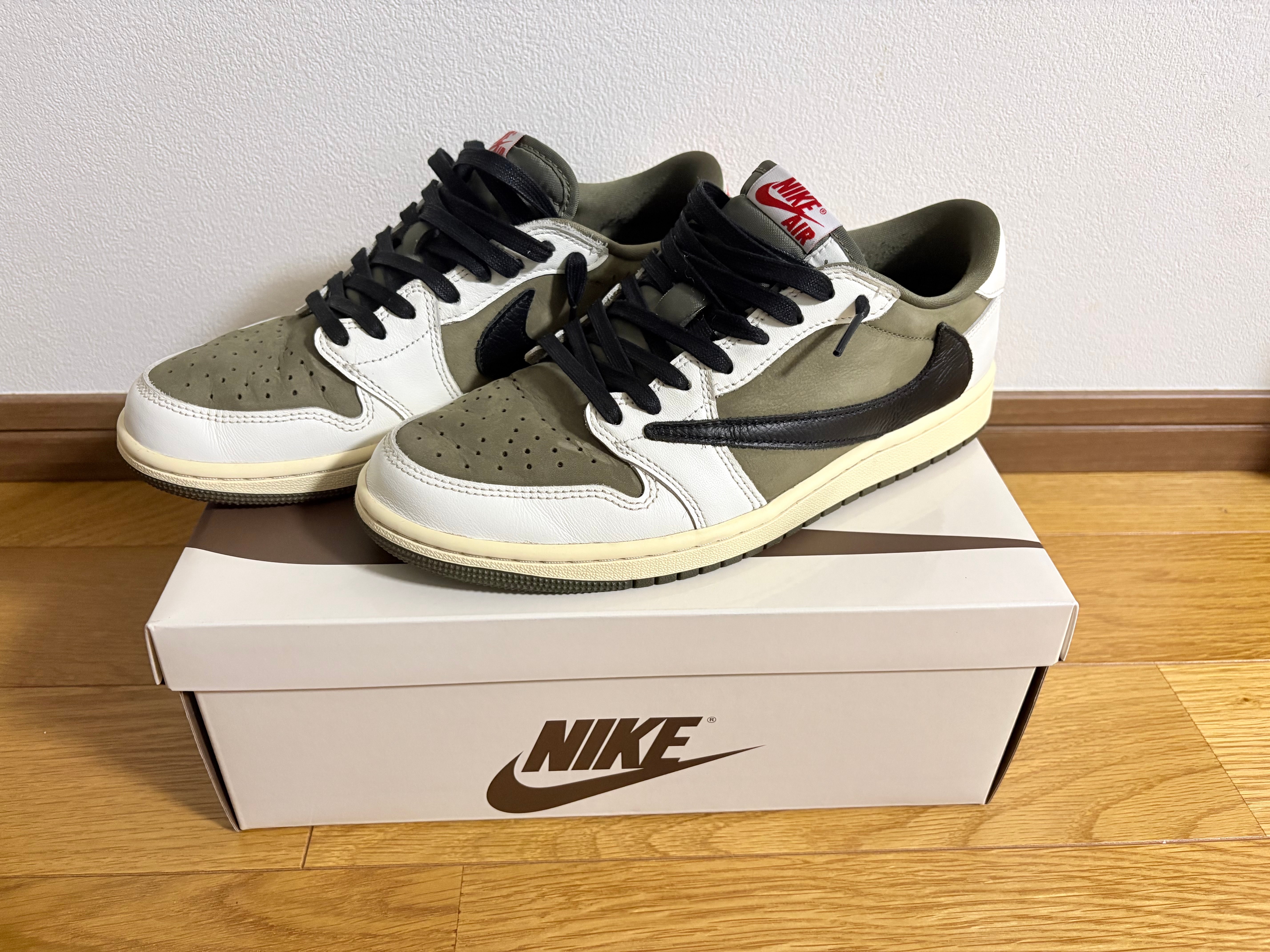 Travis Scott × Nike Air Jordan 1 Low OG SP "Reverse Olive"