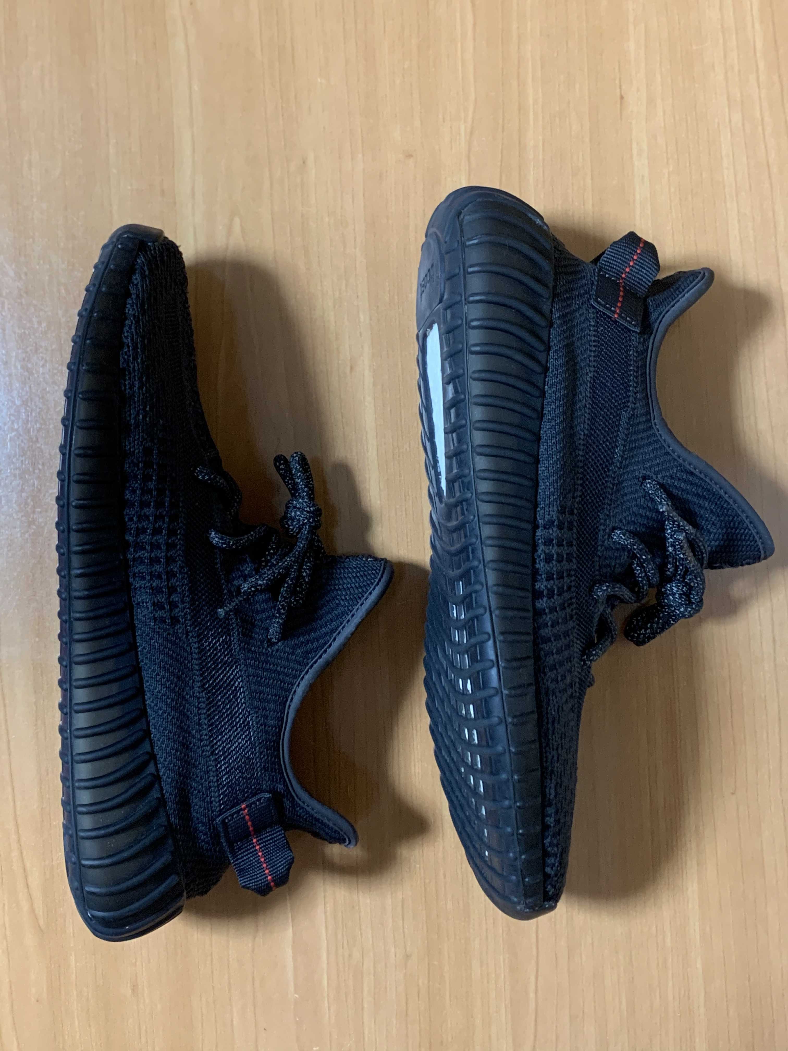 adidas YEEZY Boost 350 V2 "Black"