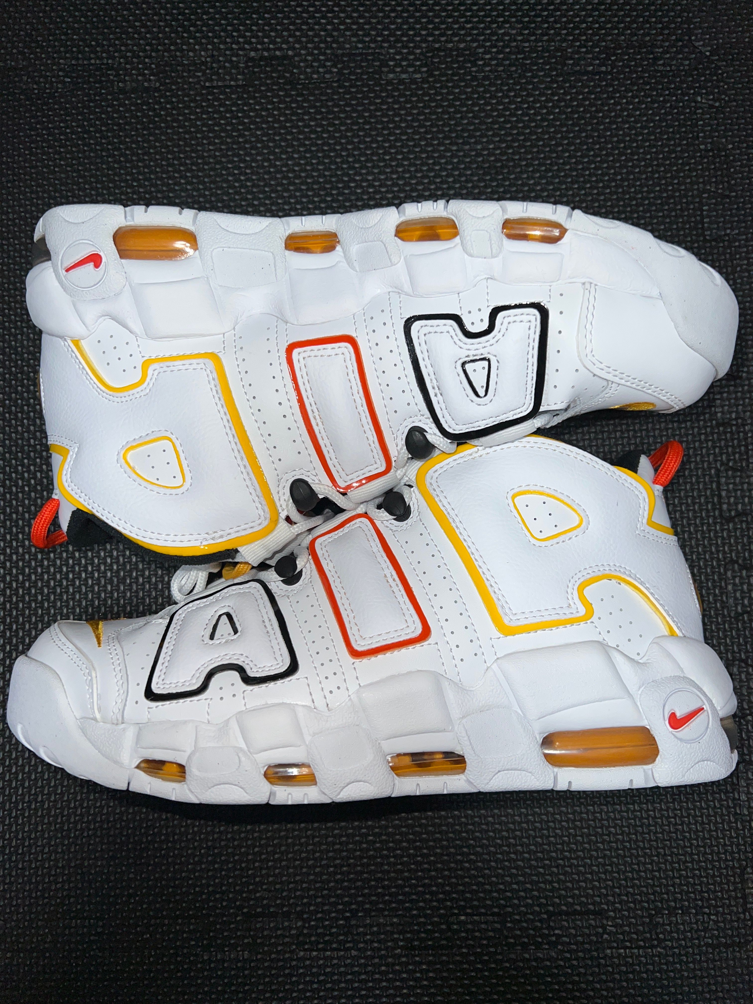 NIKE AIR MORE UPTEMPO "RAYGUNS"