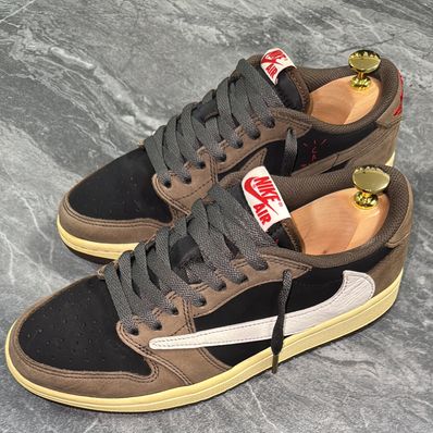 Travis Scott × Nike Air Jordan 1 Low OG SP-T "Black/Dark Mocha"