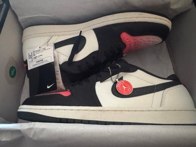 Paris Saint Germain × Nike Air Jordan 1 Low OG "Sail and Off Noir"