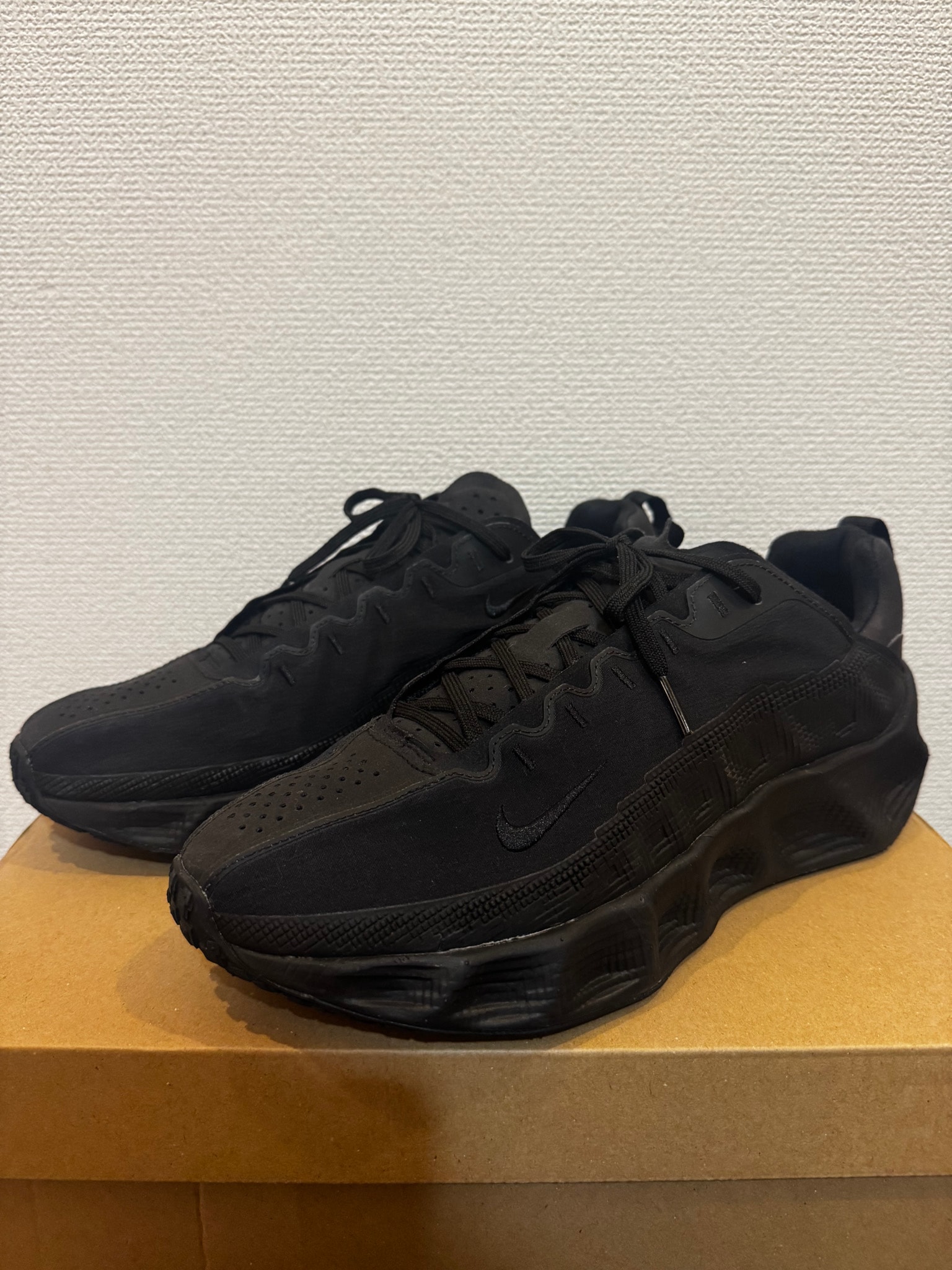 Nike Ava Rover "Triple Black/Anthracite"