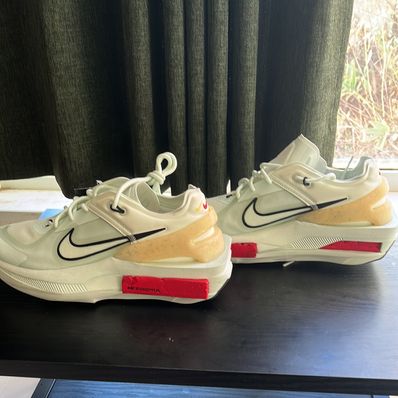 NIKE Women's FONTANKA EDGE "BARELY GREEN"