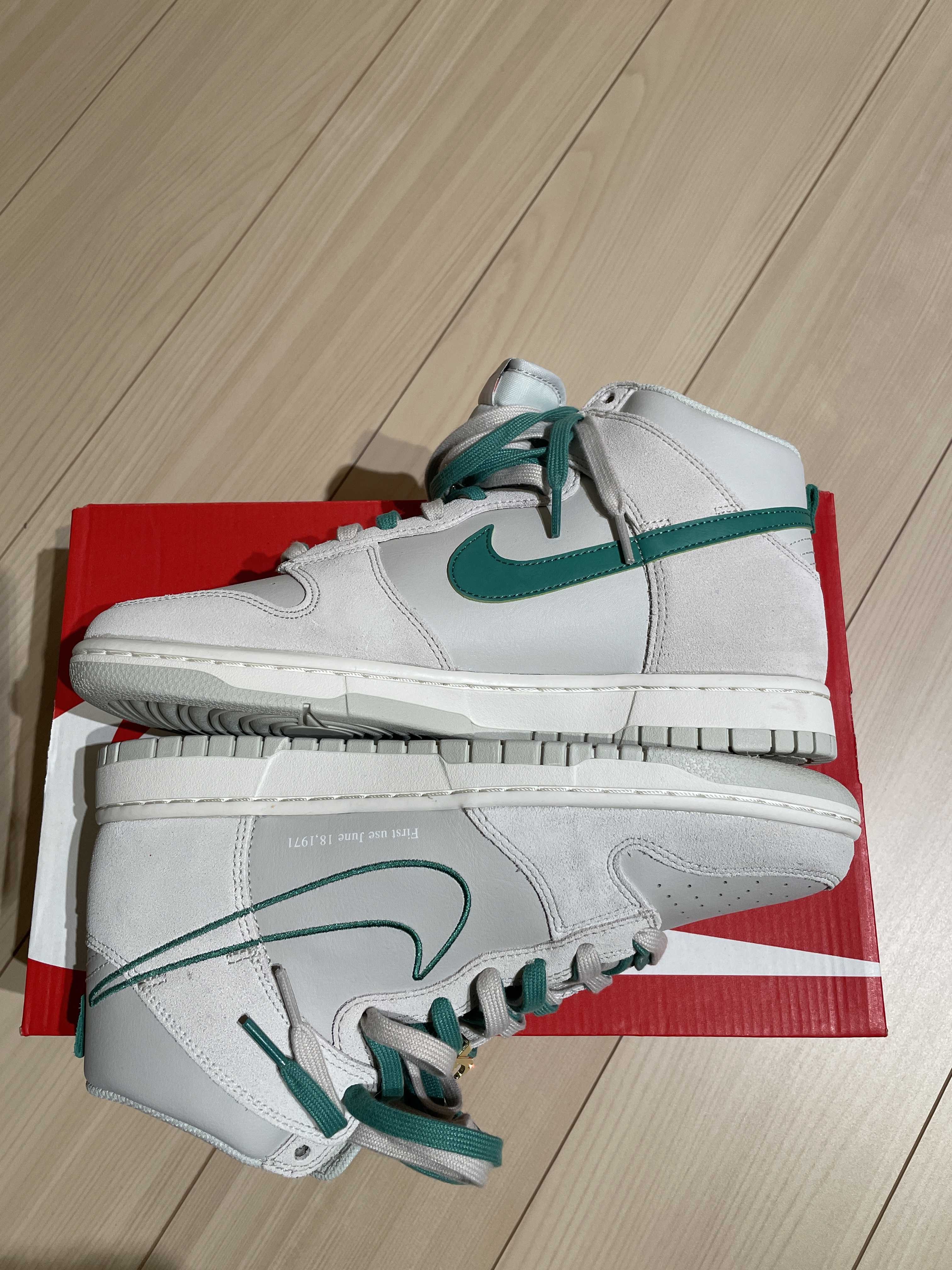 Nike Dunk High SE First Use "Light Bone/Green Noise"
