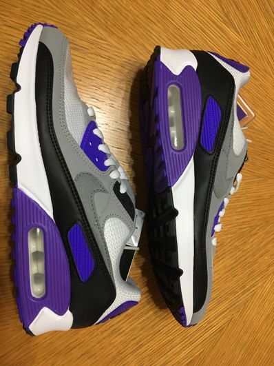 NIKE AIR MAX 90 "HYPER GRAPE/PARTICLE GREY"