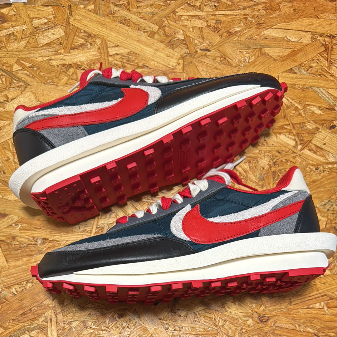 UNDERCOVER × sacai × Nike LD Waffle "Midnight Spruce/Pale Ivory-Dark Grey-University Red"