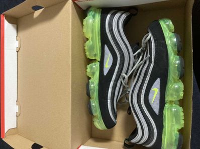 Nike Air Vapormax '97 "Black/Volt-Metallic Silver"