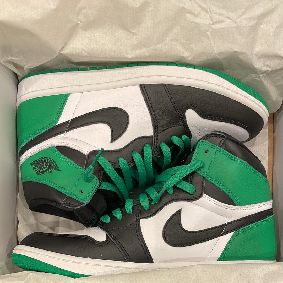 Nike Air Jordan 1 Retro High OG "Celtics/Black and Lucky Green" (2023)