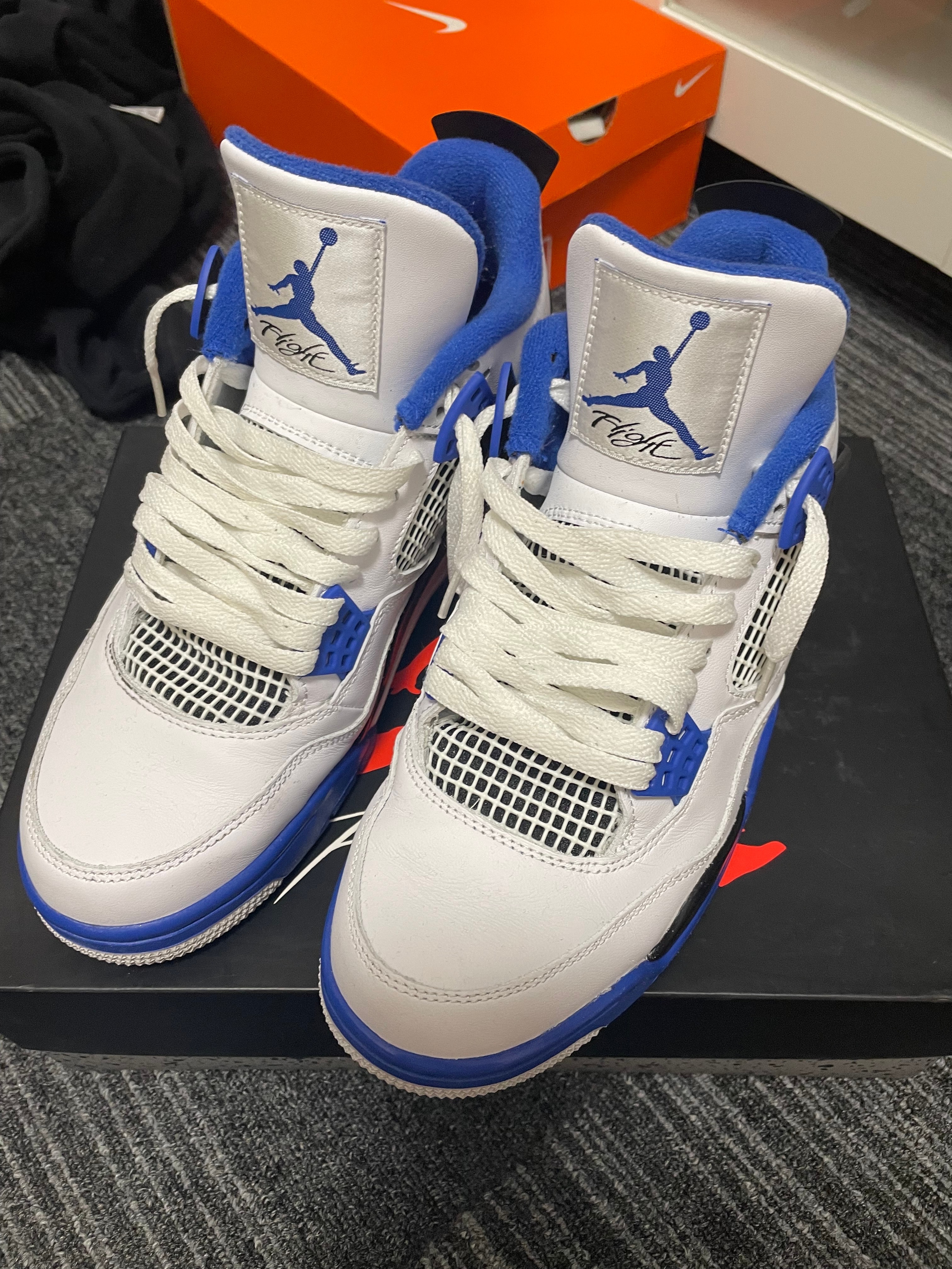 ナイキ エアジョーダン4 レトロ　モータースポーツ 2017 2017年3月26日発売予定】 ナイキ エアジョーダン4 レトロ