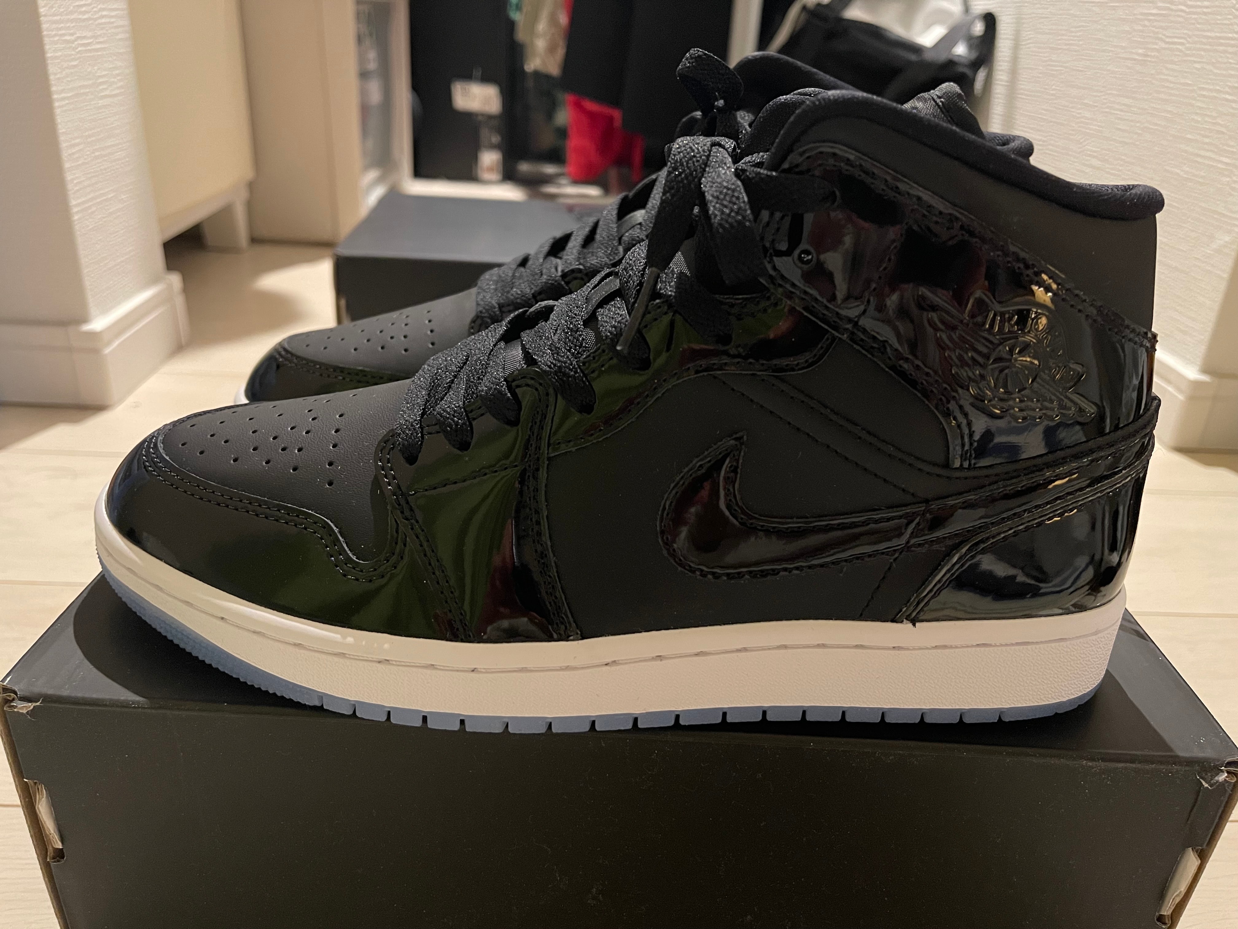 Nike Air Jordan 1 Mid "Space Jam"