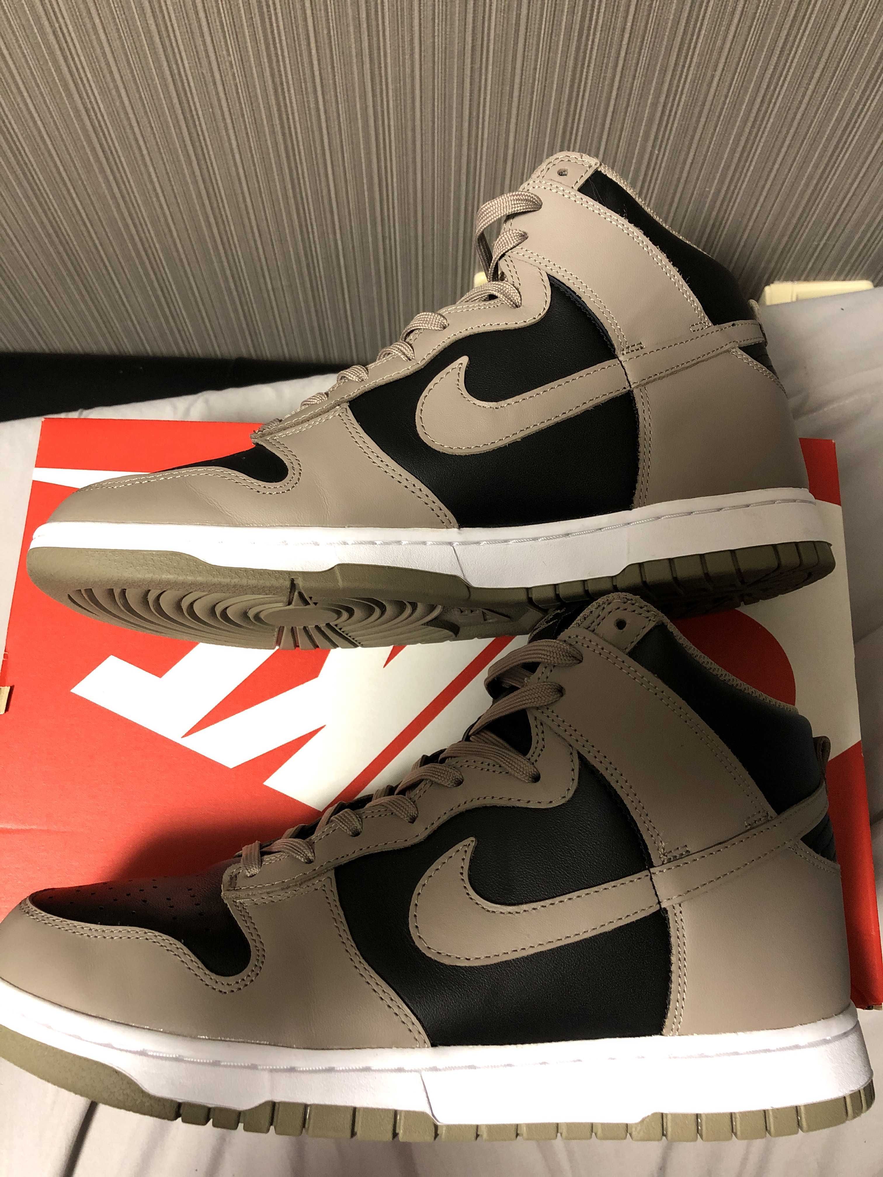 Nike Women's Dunk High "Moon Fossil"