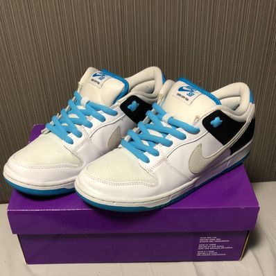 Nike SB Dunk Low "Laser Blue"