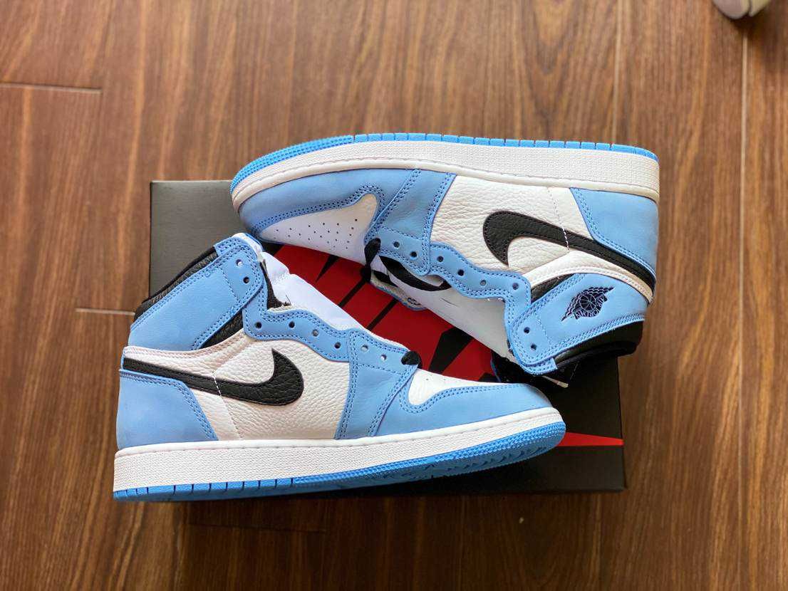 Nike GS Air Jordan 1 High "White/University Blue/Black"