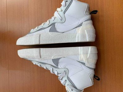 sacai × NIKE BLAZER MID "WHITE/WOLF GREY"