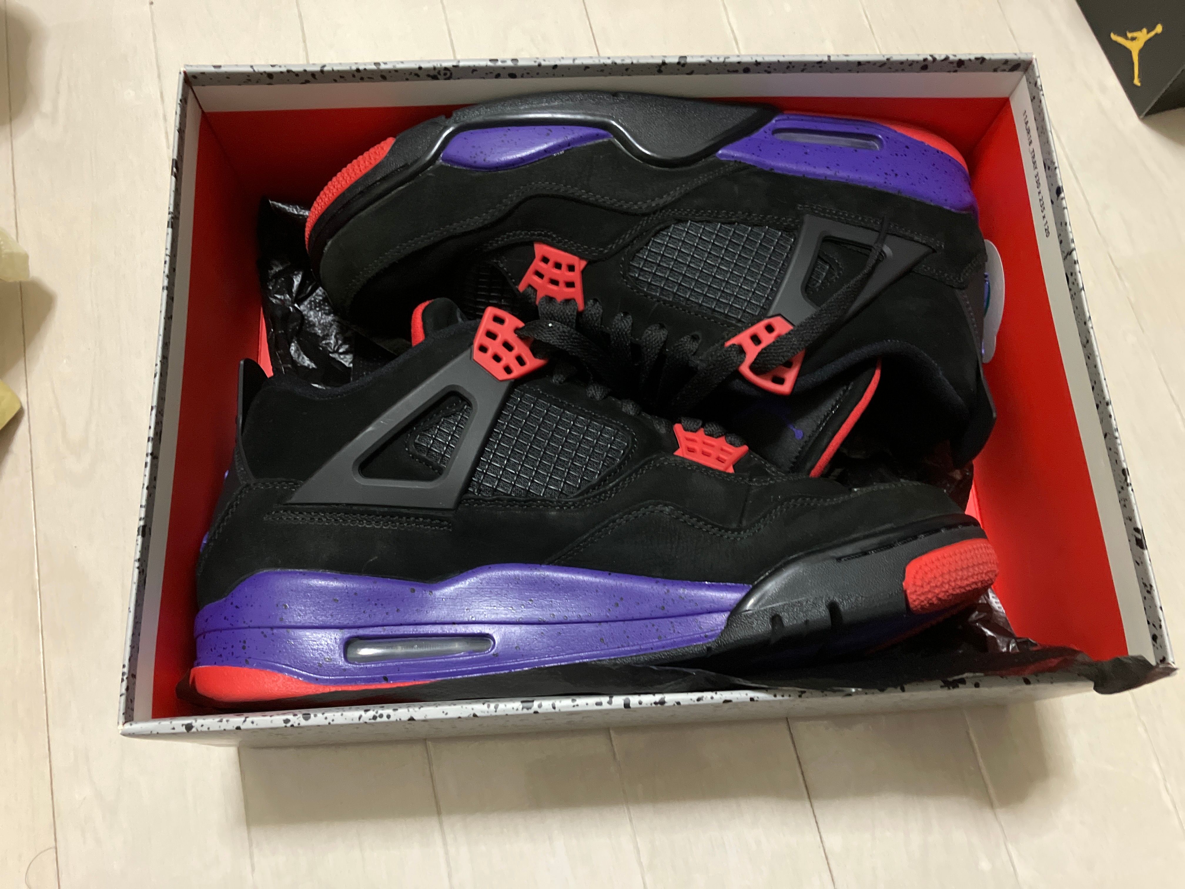 OVO × NIKE AIR JORDAN 4 RETRO DRAKE "RAPTORS"  