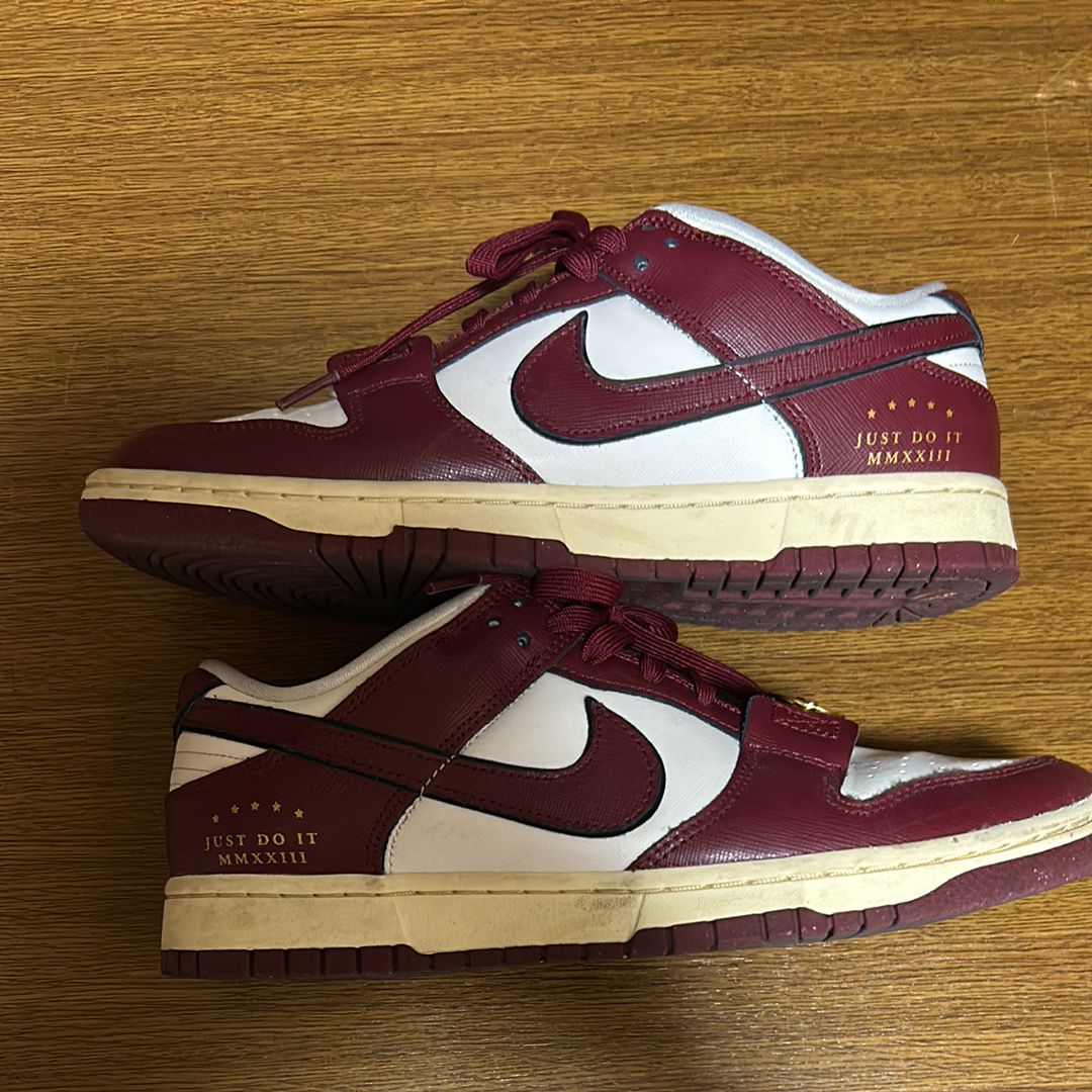 Nike Women's Dunk Low SE Just Do It "Team Red"