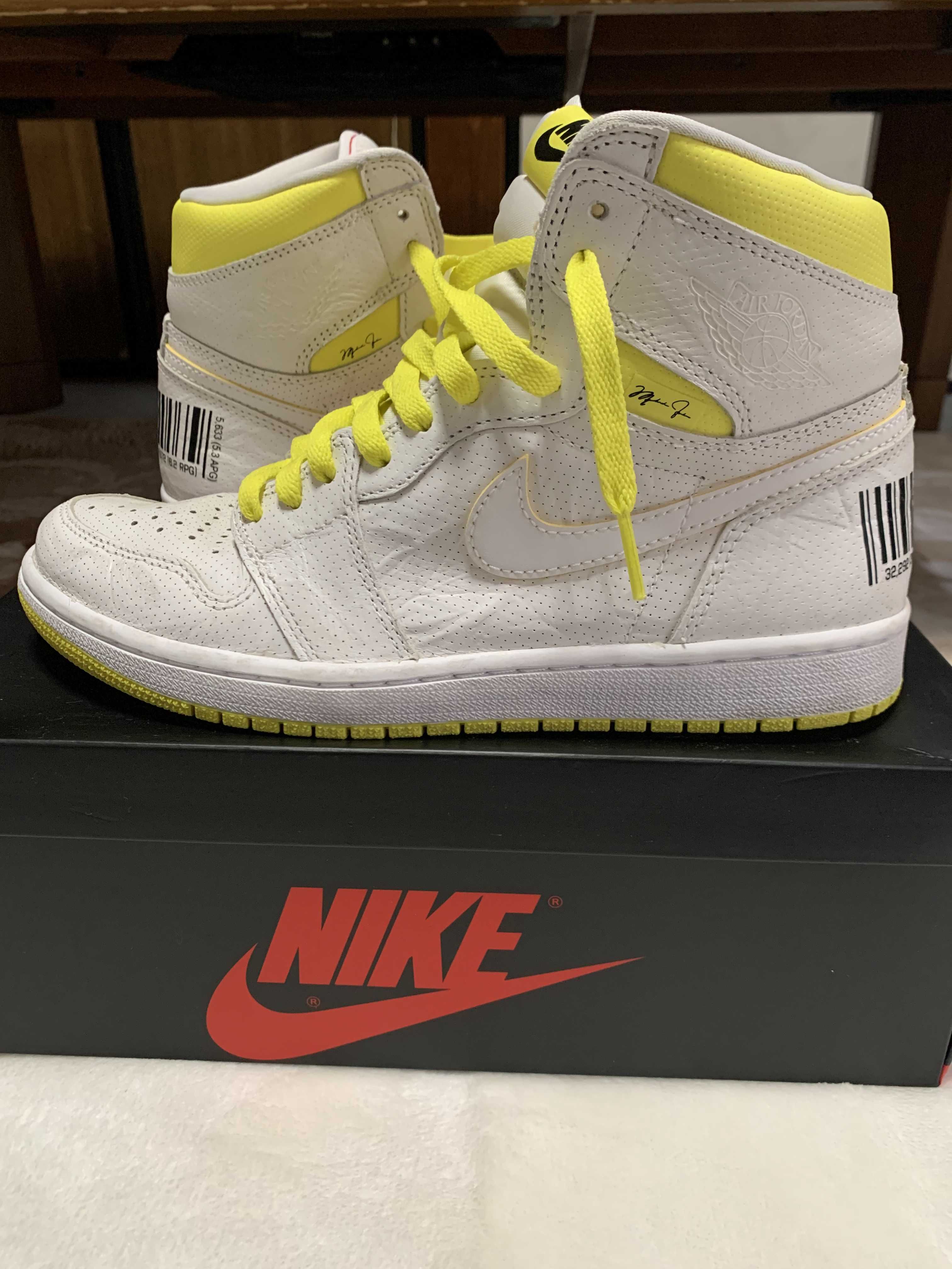 Nike Air Jordan 1 High OG "First Class Flight"