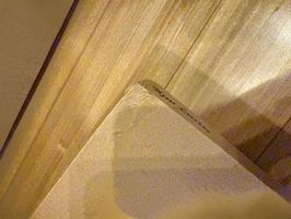 ストーリーエムエフジー × アシックス ゲルベンチャー6 "レディシュブラウン"