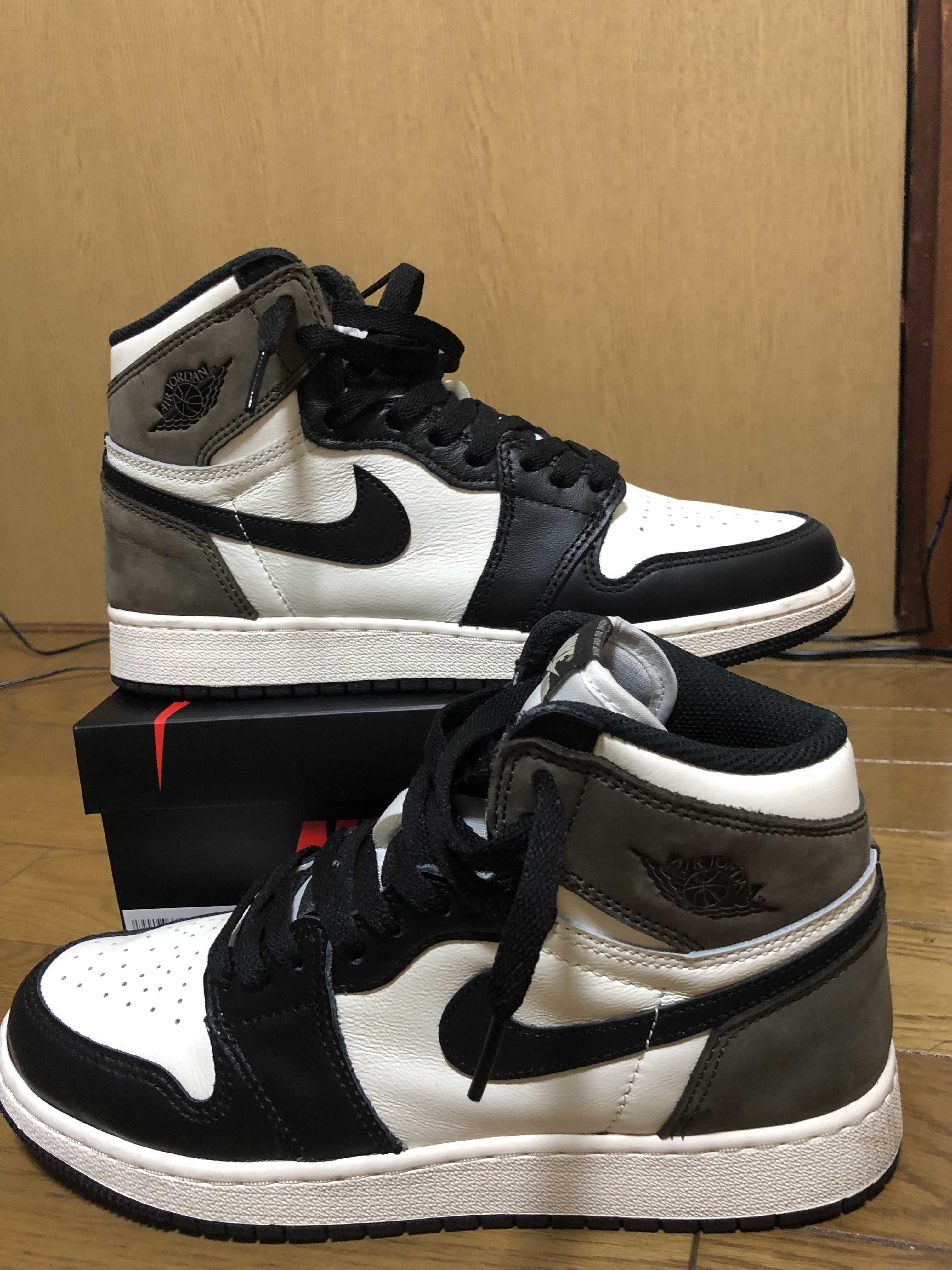 Nike GS Air Jordan 1 High OG "Sail/Dark Mocha/Black"