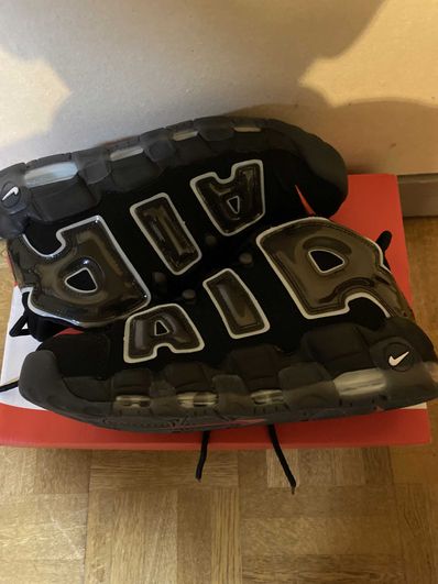 Nike Air More Uptempo "Made You Look"