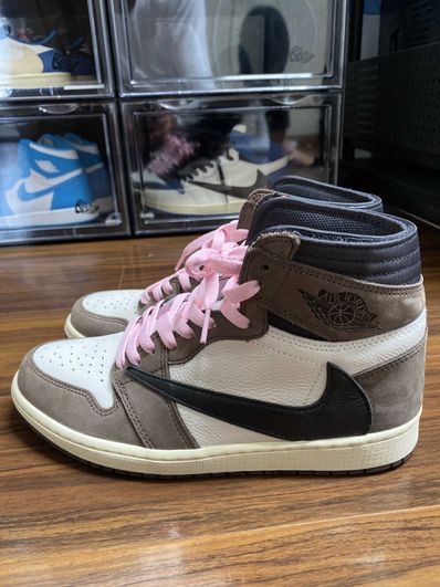 Travis Scott × Nike Air Jordan 1 Retro High OG TS SP "Sail/Dark Mocha"
