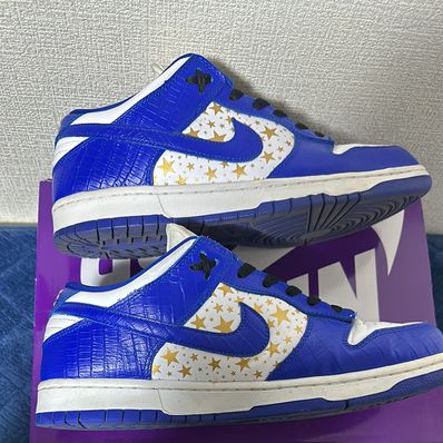 Supreme × Nike SB Dunk Low OG QS Gold Stars "White/Hyper Blue"