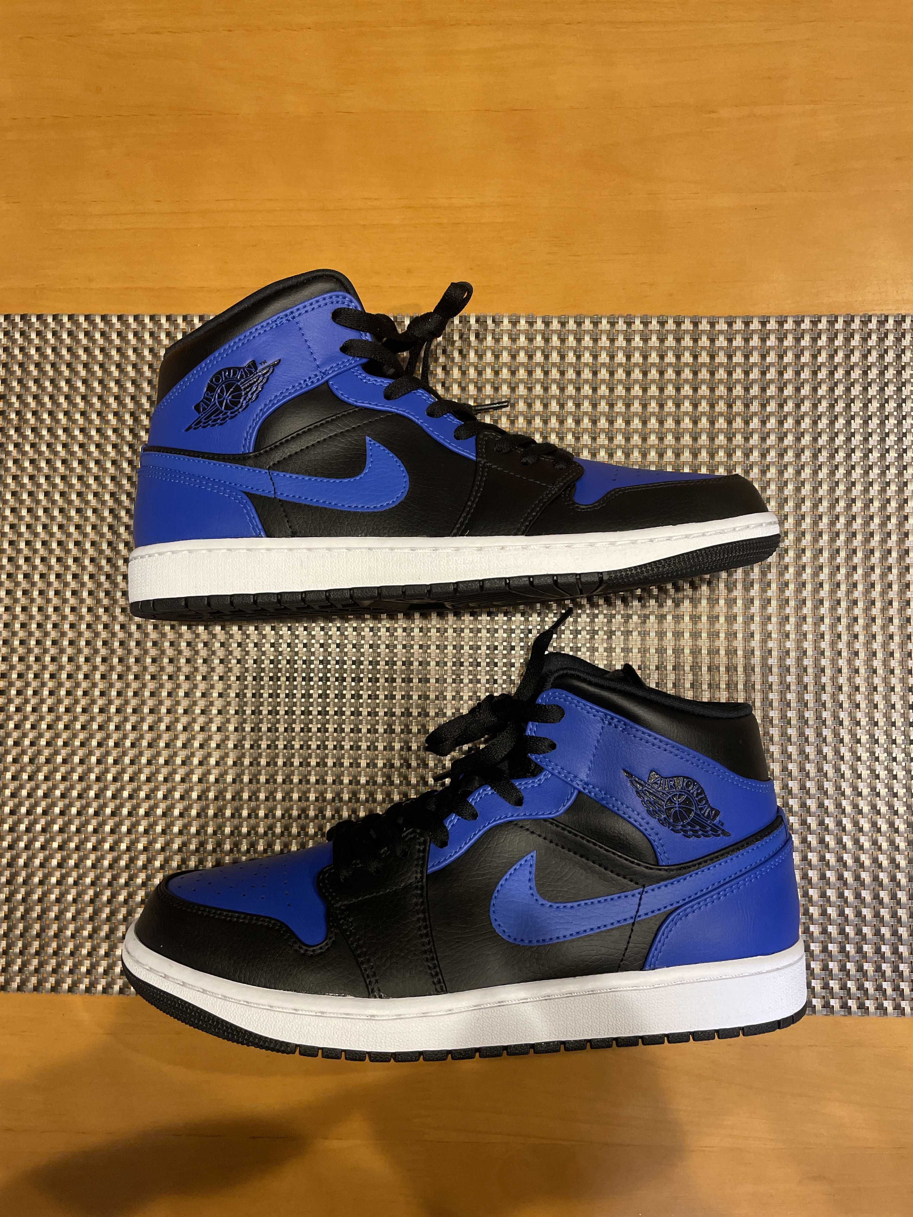 Nike Air Jordan 1 Mid "Hyper Royal"