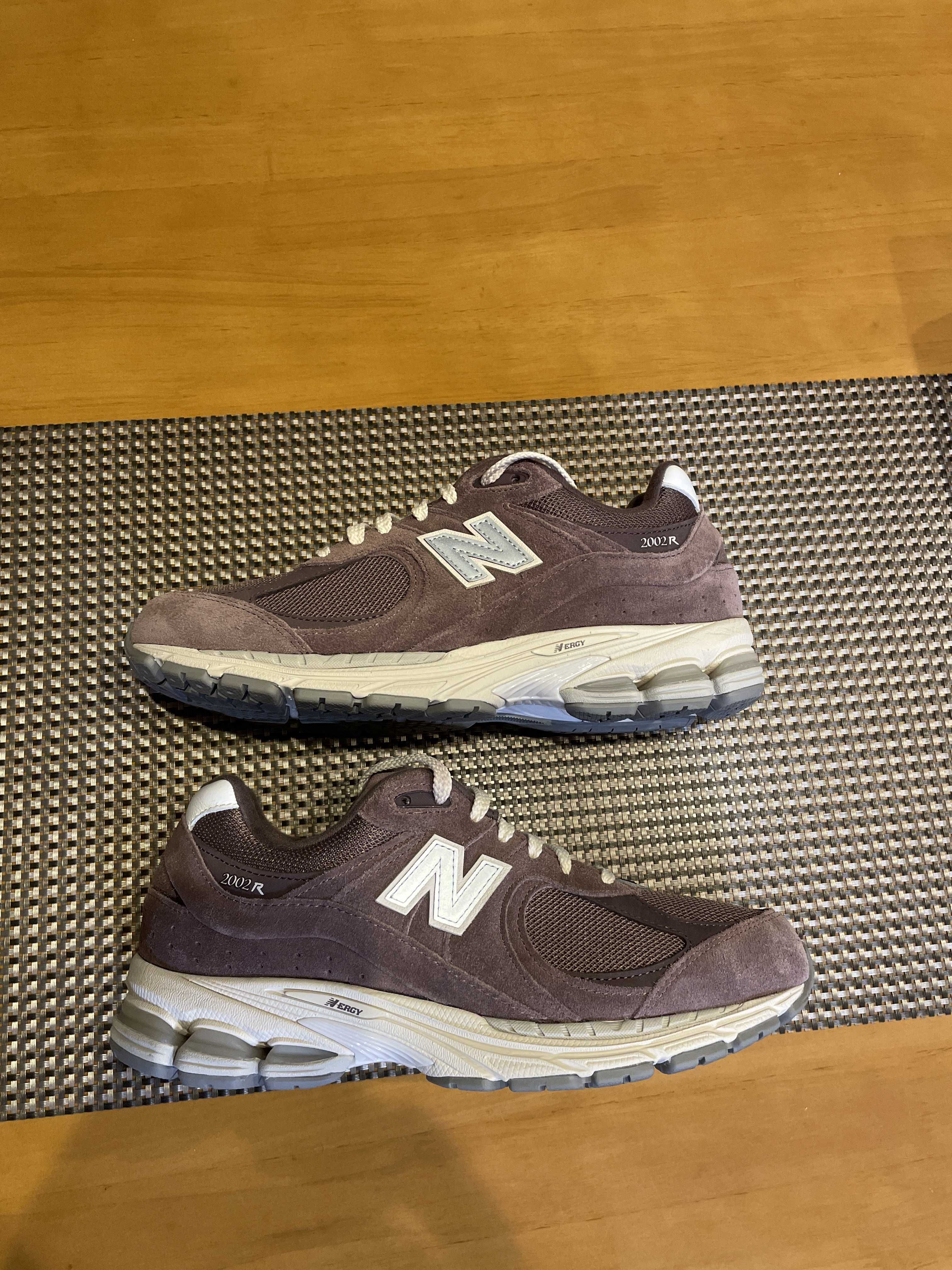 New Balance 2002R "Black Fig"