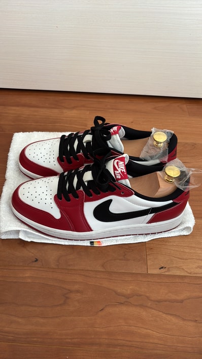 Nike Air Jordan 1 Retro Low OG "Chicago" (2025)