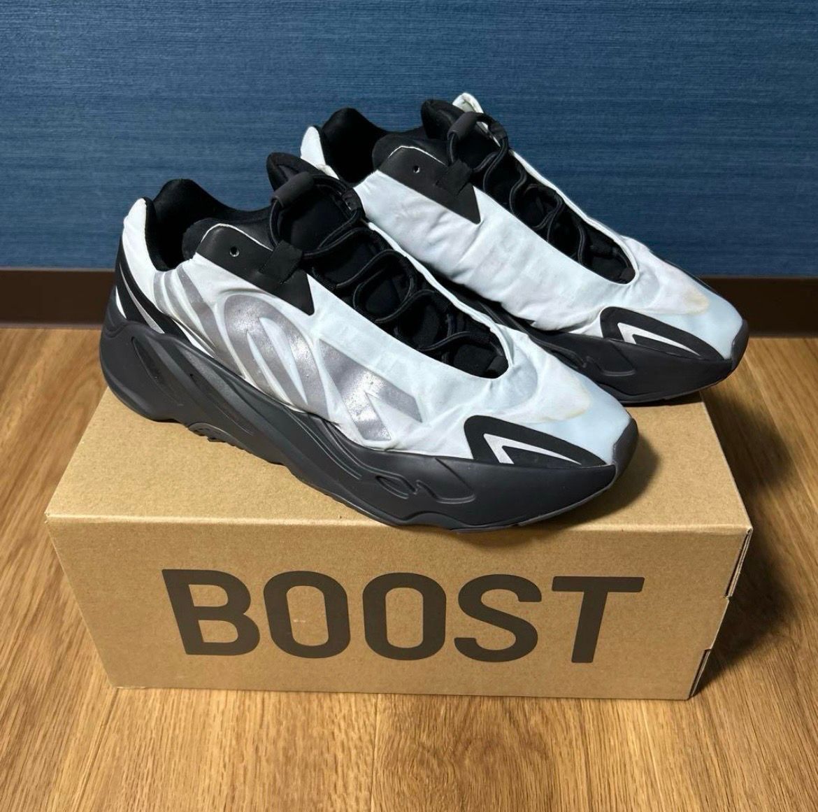 adidas YEEZY Boost 700 MNVN "Blue Tint"